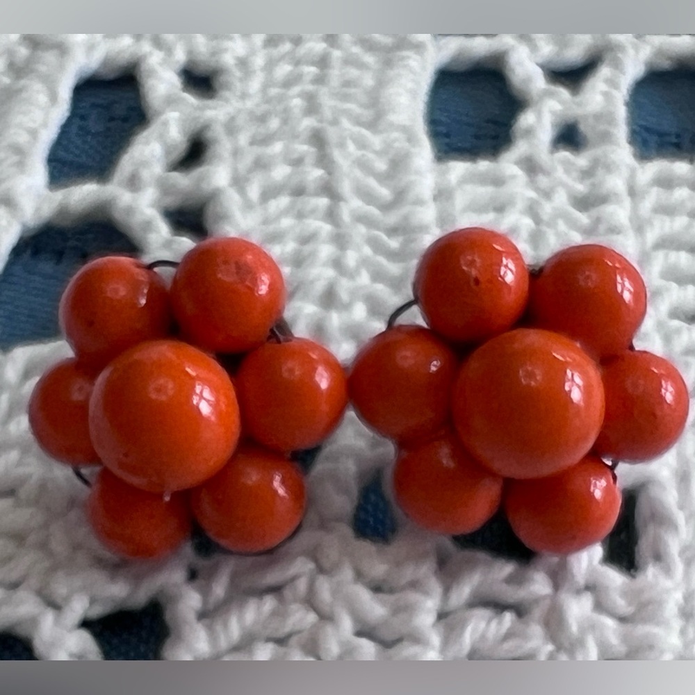 1950s Vintage orange earrings screw back